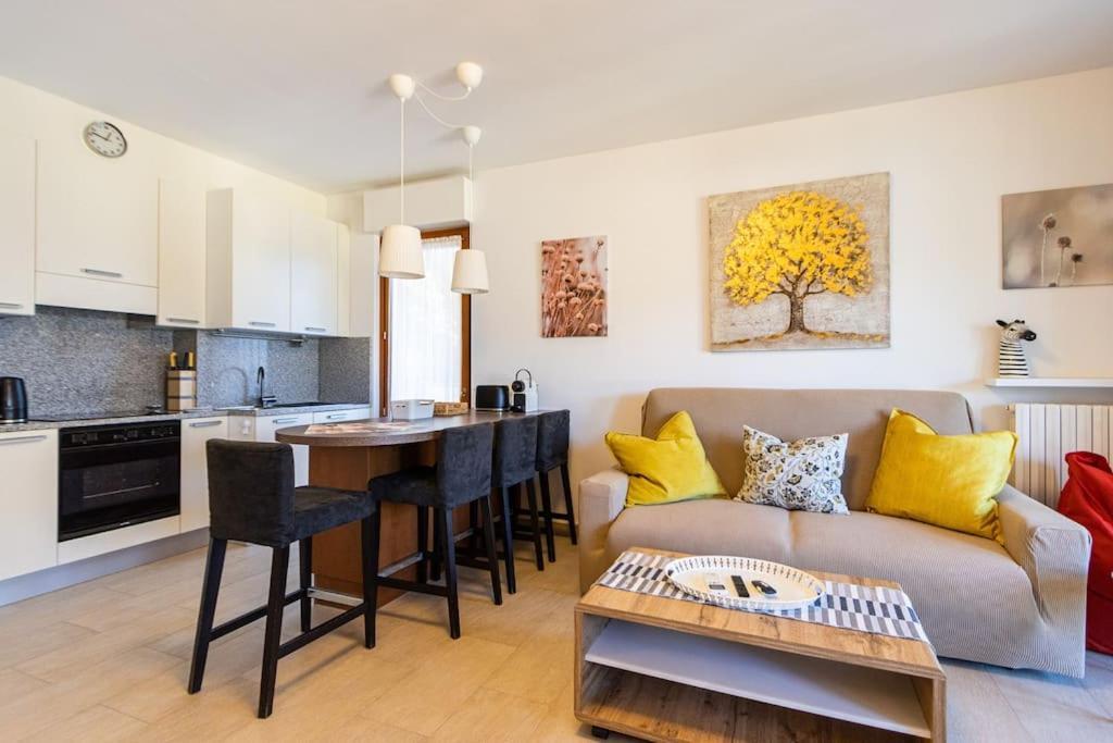 Wraparound Lake Views Bellavista Residence Campione dʼItalia Zewnętrze zdjęcie