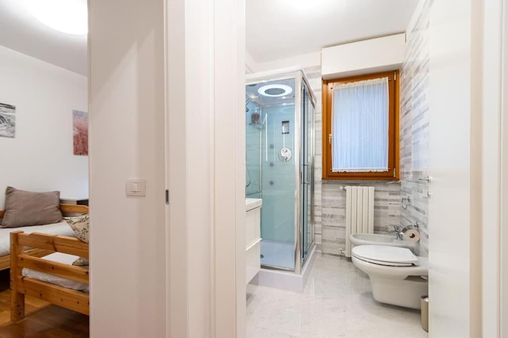 Wraparound Lake Views Bellavista Residence Campione dʼItalia Zewnętrze zdjęcie